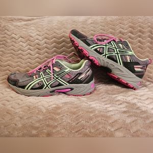 Womens ASICS Gel Venture 5 Sneakers Size 8.5, Used - Good Condition